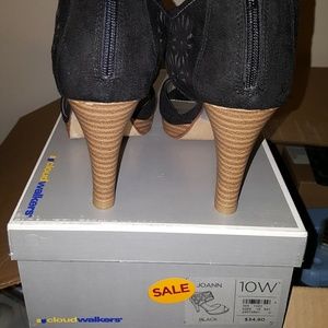 10W black heel